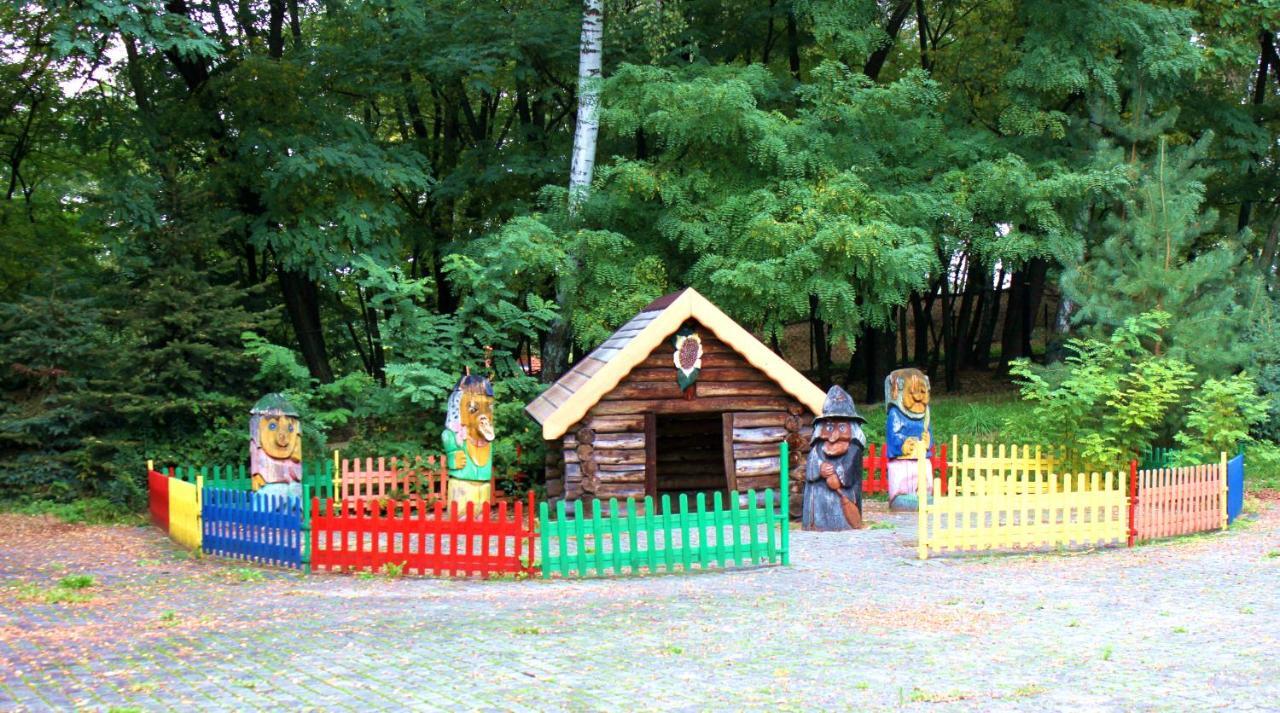 Park Lesny 'U Kaczyny' Hotel Rogow Exterior foto